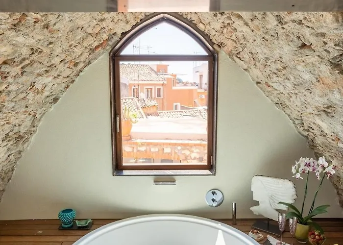 Casa Timeo, Centro Taormina