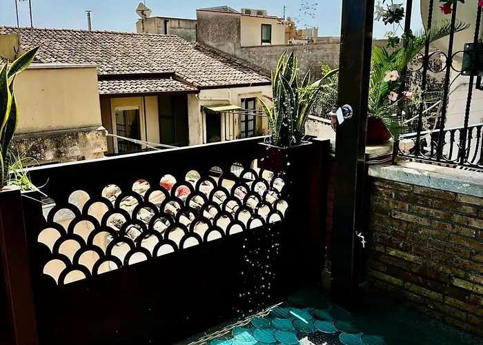 Casa Timeo, Centro *