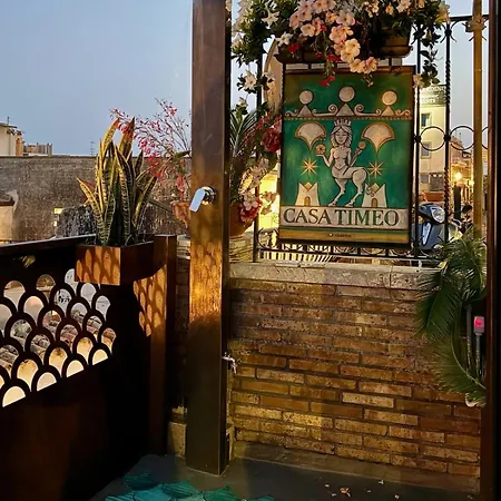 Casa Timeo, Centro
