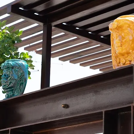 Casa Timeo, Centro タオルミーナ